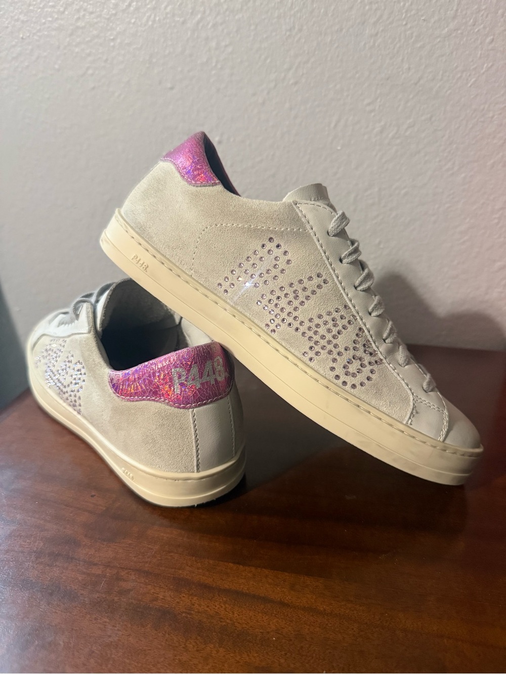 R448 Suede Low-Top Sneakers with Pink Accent